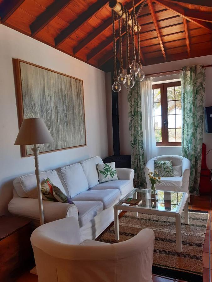 Casa Rural Los Dragos 프엔칼리엔트디라팔마 외부 사진